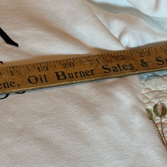 Peanuts Ivory Sweatshirt with Snoopy on doghouse and New York Stitched on Sz XL - Picture 10 of 13